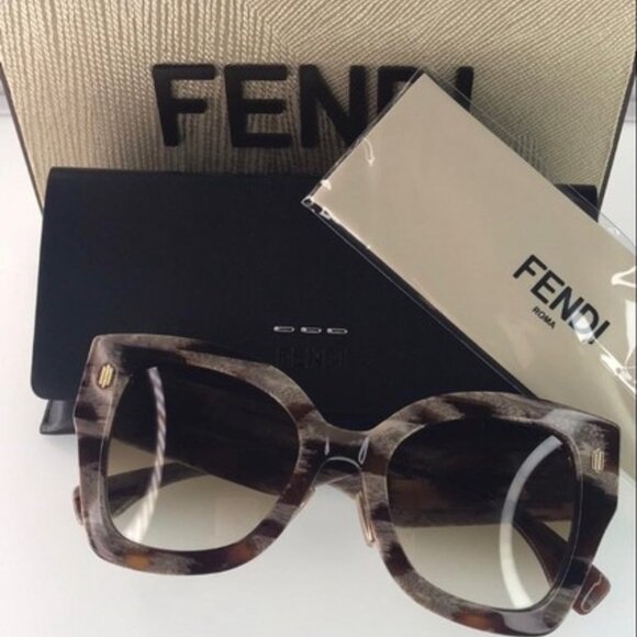 *NEW* NEVER WORN* Fendi PYTHON / BROWN GRADIENT Sunglasses Item #6634382